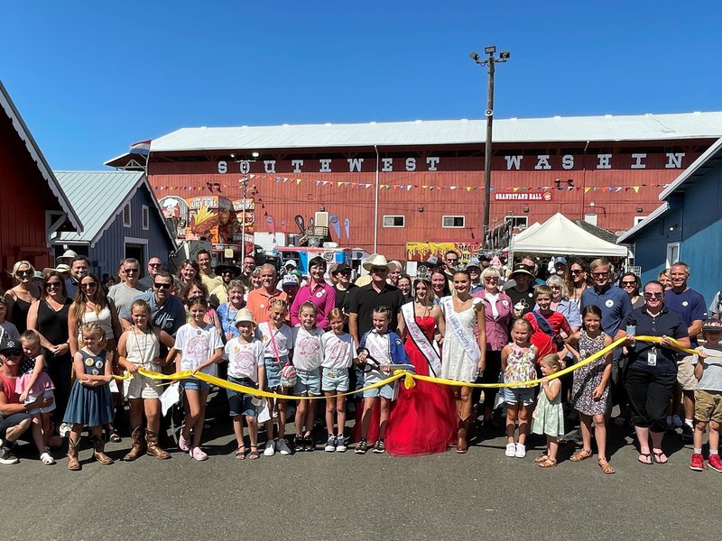 081523 SWW Fair ribbon cutting (3).jpg