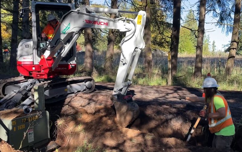 101823 Winlock broadband 02.JPG