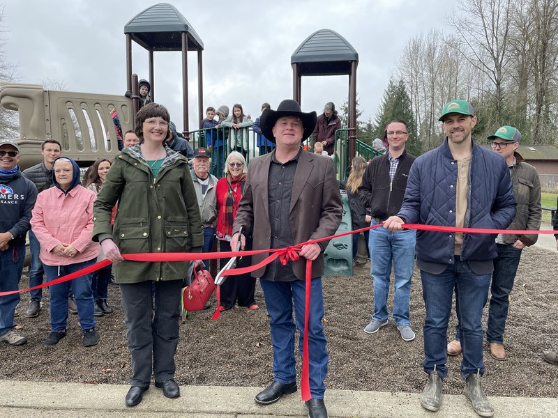 40723 SoCoPk ribbon cutting 01.JPG